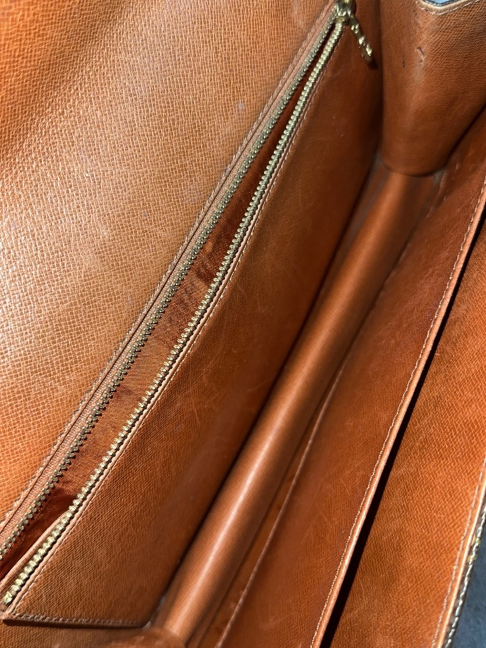 Louis Vuitton Vintage Monogram Pochette Dame - Picture 13 of 14